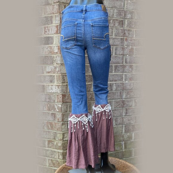 American Eagle Outfitter Next Level Stretch Modified Hi-Rise Pleated Flare Jeans - Picture 5 of 14